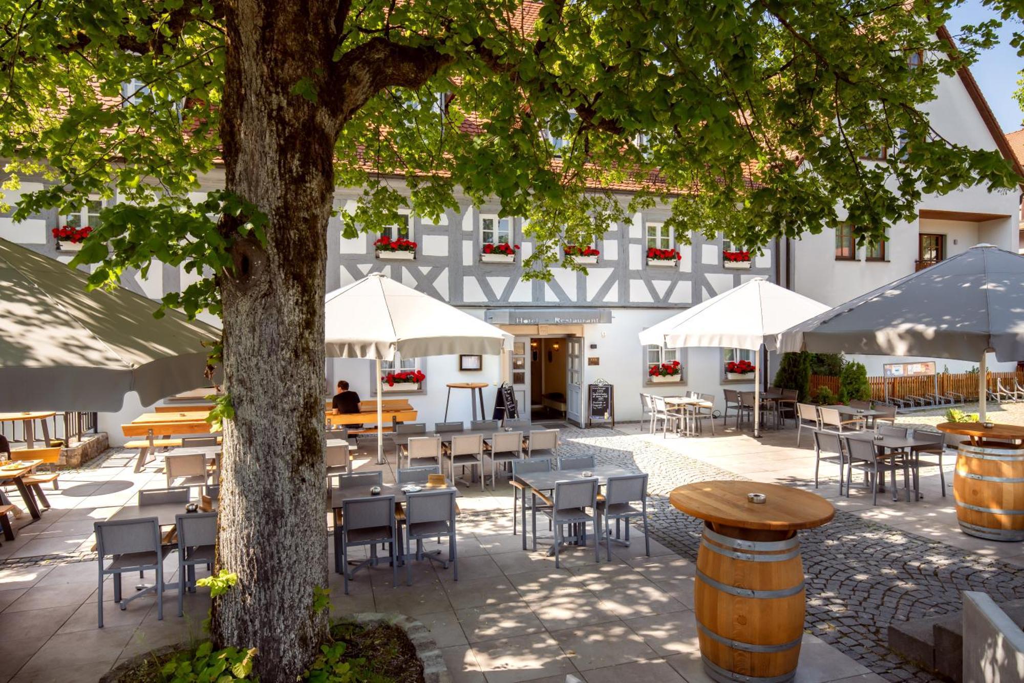 Hotel-Restaurant Heiligenstadter Hof Heiligenstadt in Oberfranken Экстерьер фото